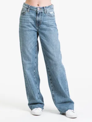 GUESS HIGH RISE 90'S BOYFRIEND JEAN - CLEARANCE
