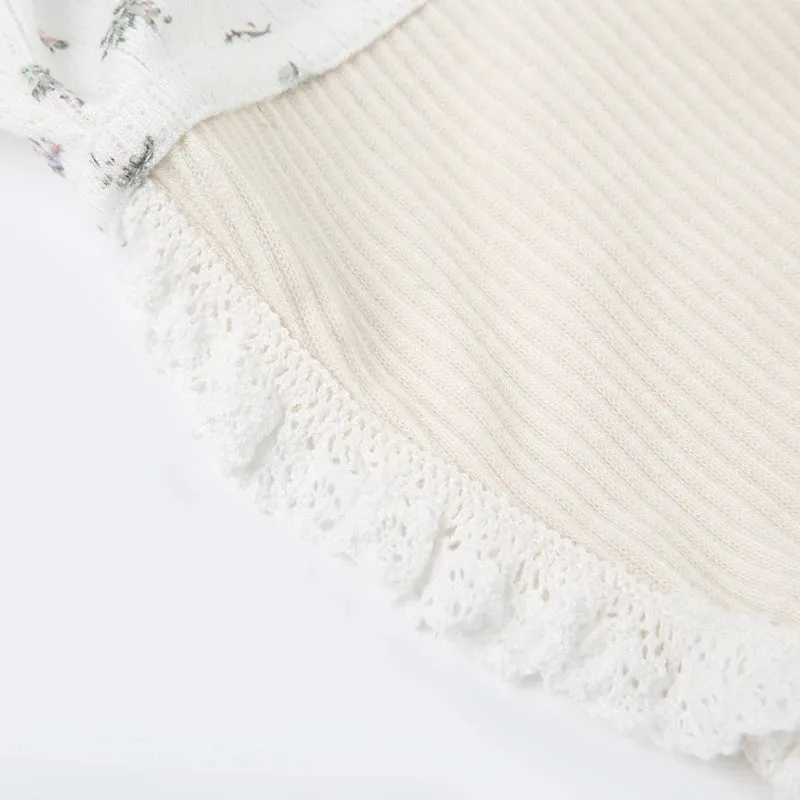 Sweet Floral Printed Lace Spliced Top
