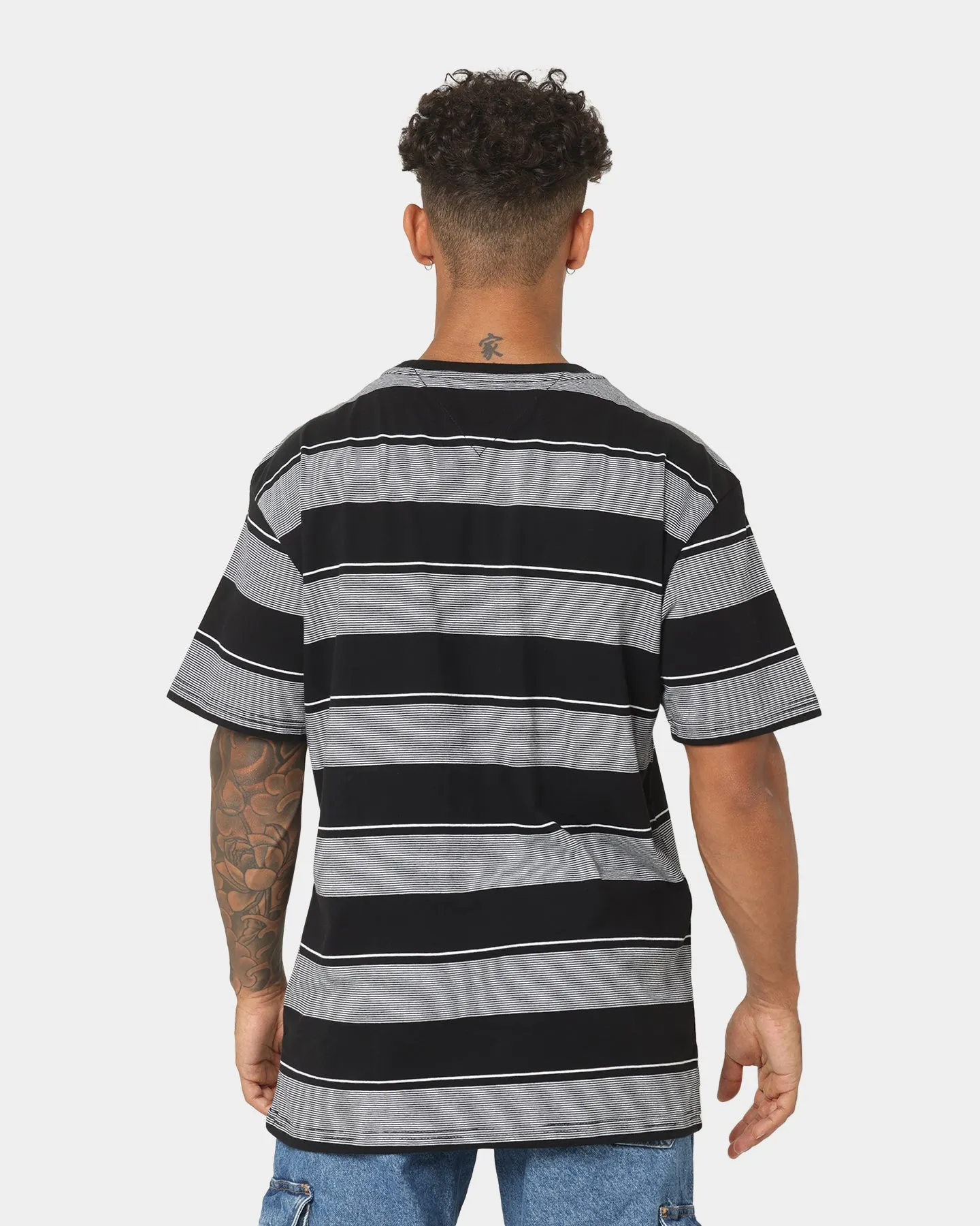 Tommy Jeans Tommy Badge T-Shirt Black/Multi-coloured